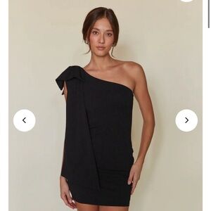 Black One-Shoulder Bow Dress